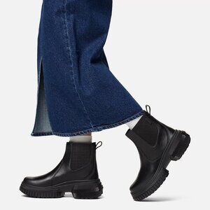 NEW SOREL Ona Ave Chelsea Boots  Waterproof, Leather in black for women 1025 7S3